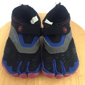 Body Glove Toddler's sz 4 Barefoot Shoes